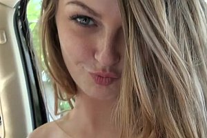 打开腿被9个黑人玩弄